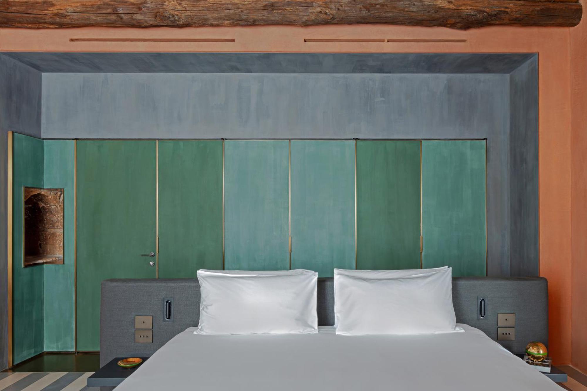 Hotel Palazzo Petrvs *